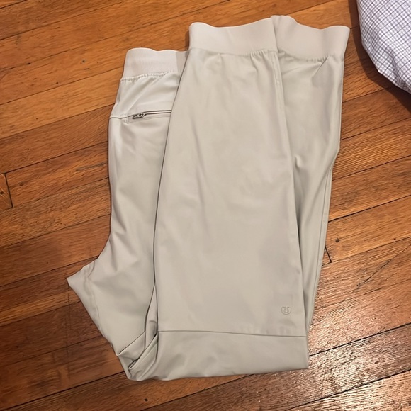 Lululemon Dance Studio Joggers  waist: 32-33”
Length: 32” - Picture 4 of 4